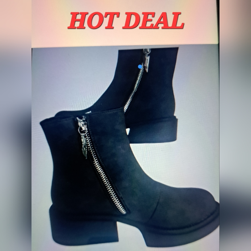 SIZE 10 (FITS MORE LIKE 9.5) SEVEN 7 VAULT COMBAT BOOTS